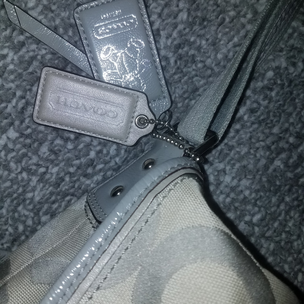 Authenic Coach Large Silver diaper Bag - Picture 5 of 7